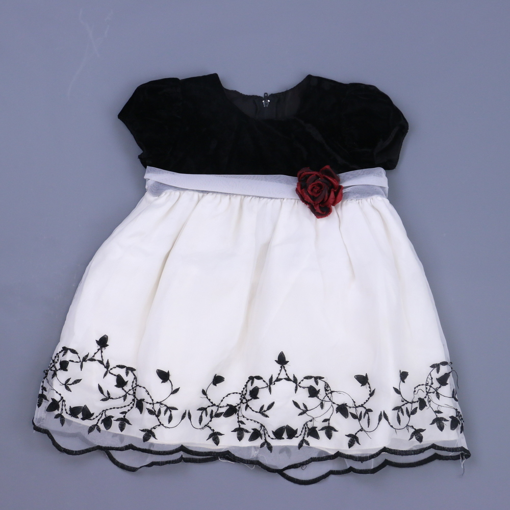 Crayon Kids Girls Black | White Special Occasion Dress size: 24 Months